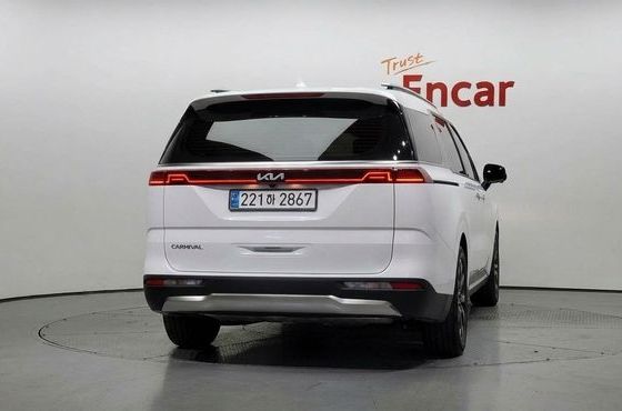 Kia Carnival Diesel 9-Seater Signature — пробег 125 282 км — фото 4 из 5