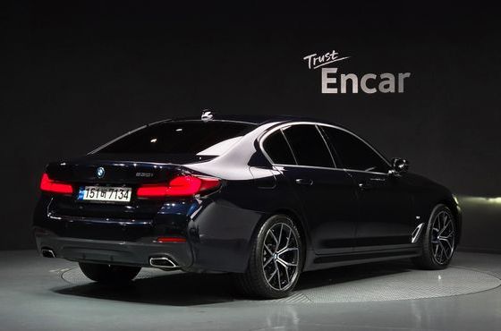 BMW 5-Series 530i M Sport Package — пробег 73 307 км — фото 3 из 5