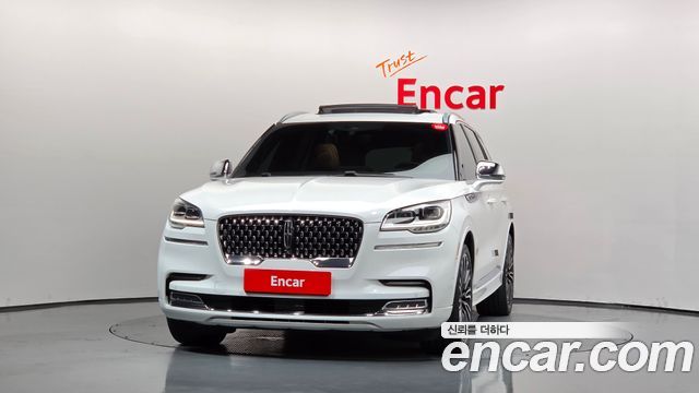 Lincoln Aviator 3.0 Black Label AWD — пробег 123 420 км — фото 3 из 5