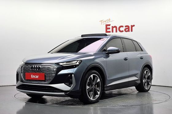 Audi Q4 e-tron 40 Premium — пробег 55 494 км — фото 1 из 5