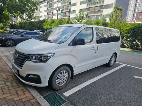 Hyundai Starex Van 5-Seater Modern — пробег 62 888 км — фото 1 из 5