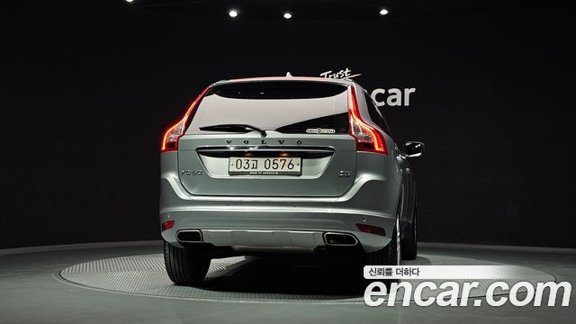 Volvo XC60 D3 1st — пробег 70 984 км — фото 4 из 5