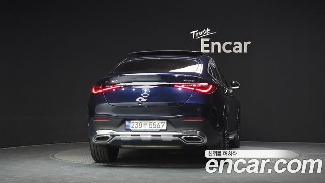 Mercedes-Benz GLC-Class GLC300 4MATIC Coupe — пробег 51 913 км — фото 4 из 5
