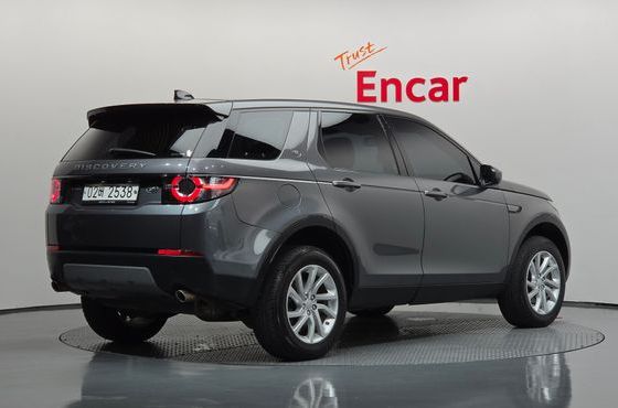 Land Rover Discovery Sport 2.0 TD4 SE — пробег 139 580 км — фото 2 из 5