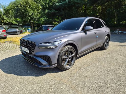 Genesis GV70 2.5T Gasoline AWD — пробег 10 000 км — фото 2 из 5