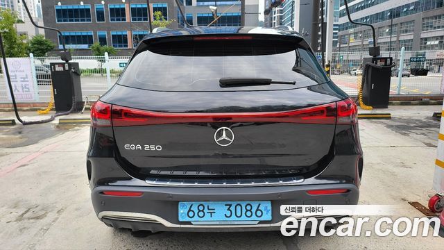 Mercedes-Benz EQA из Кореи Encar