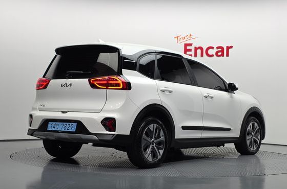 Kia Niro Air — пробег 164 430 км — фото 2 из 5