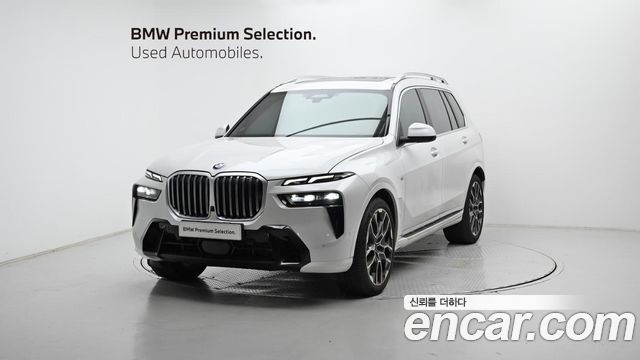 BMW X7 xDrive 40i M Sport 7STR — пробег 17 097 км — фото 1 из 5
