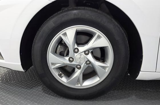 Hyundai AVANTE 1.6 Modern — пробег 153 012 км — фото 5 из 5