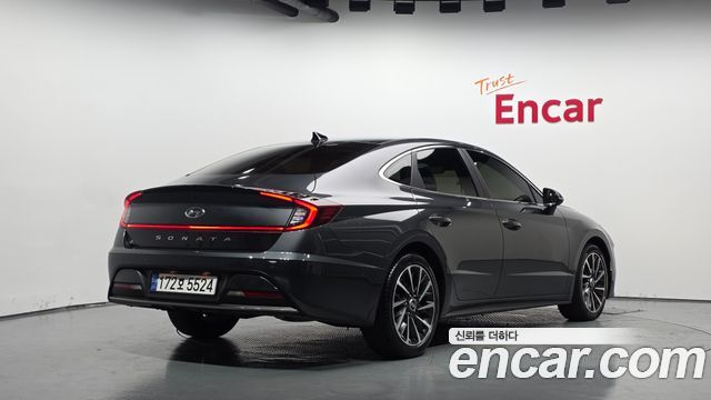 Hyundai Sonata Premium Plus — пробег 56 431 км — фото 2 из 5