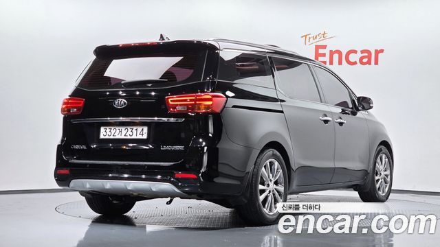 Kia Carnival из Кореи Encar