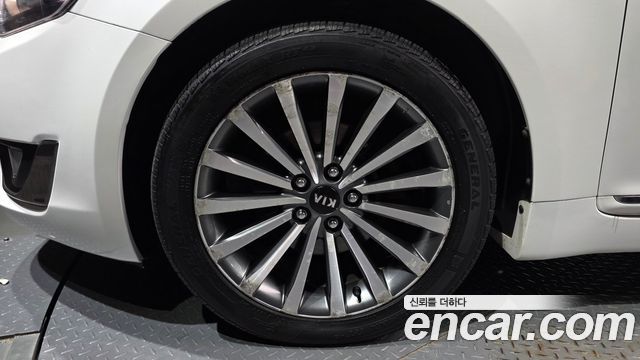 Kia K7 из Кореи Encar
