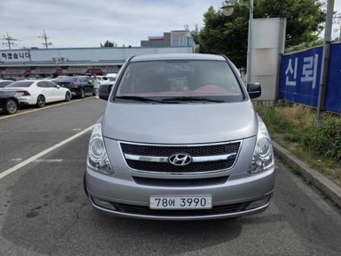 Hyundai Starex 12-Seater Wagon CVX Luxury — пробег 131 417 км — фото 1 из 5