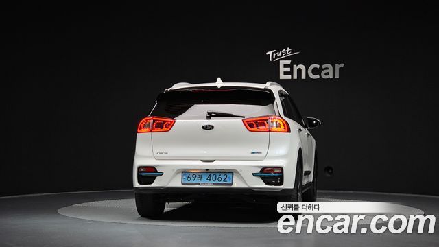 Kia Niro из Кореи Encar