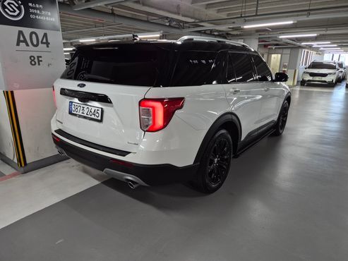 Ford Explorer 2.3 LimIted 4WD — пробег 53 000 км — фото 2 из 5