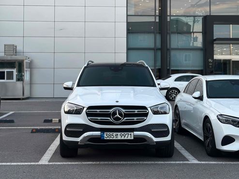 Mercedes-Benz GLE-Class GLE300d 4MATIC — пробег 113 388 км — фото 2 из 5
