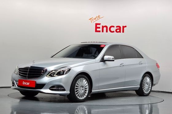 Mercedes-Benz E-Class E300 Elegance — пробег 26 456 км — фото 1 из 5