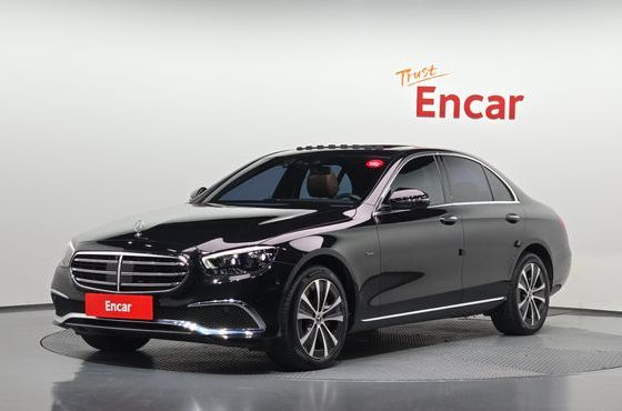 Mercedes-Benz E-Class E300e 4MATIC Exclusive — пробег 75 003 км — фото 1 из 5