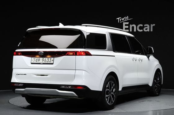 Kia Carnival Diesel 11-Seater Prestige — пробег 97 436 км — фото 2 из 5
