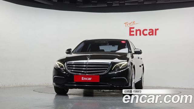 Mercedes-Benz E-Class из Кореи Encar