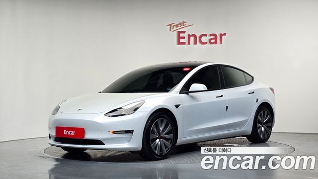 Tesla Model 3 Long Range AWD — пробег 68 892 км — фото 1 из 5