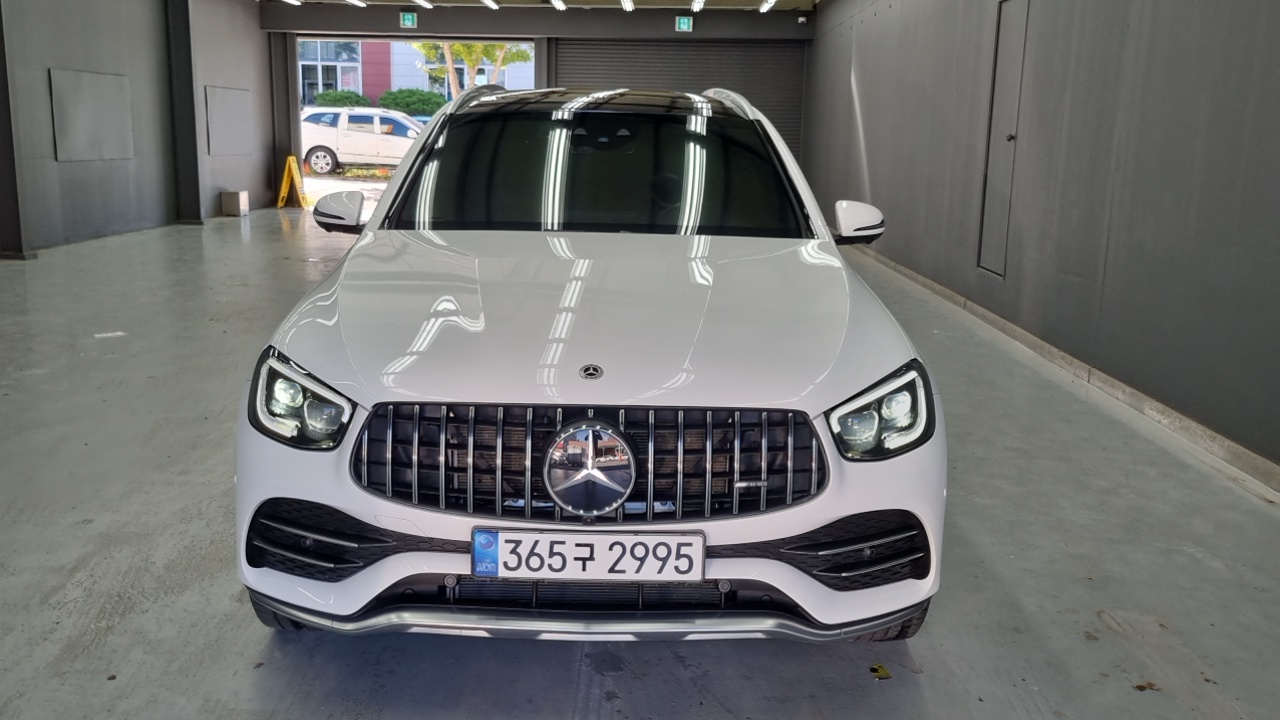 Mercedes-Benz GLC-Class AMG GLC43 4MATIC — пробег 57 287 км — фото 2 из 5