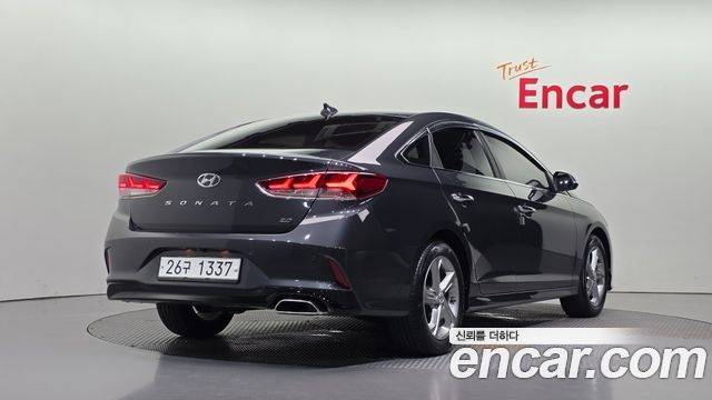 Hyundai Sonata 2.0 Smart — пробег 68 316 км — фото 2 из 5