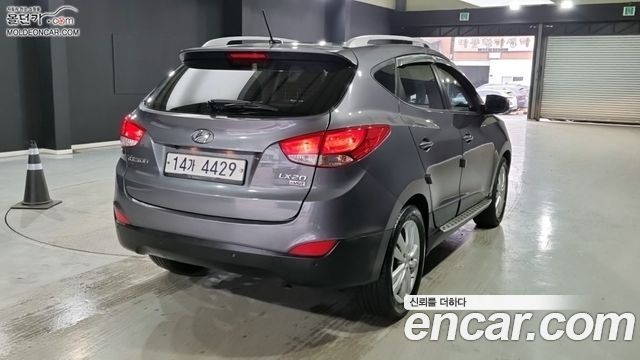 Hyundai Tucson Diesel 2WD LX20 Luxury — пробег 200 215 км — фото 2 из 5
