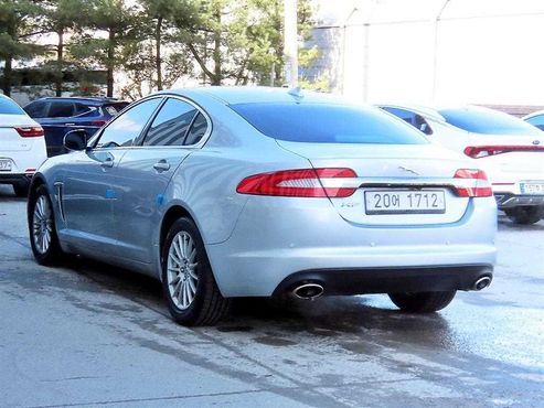 Jaguar XF 2.0 Luxury X250 — пробег 86 899 км — фото 3 из 5