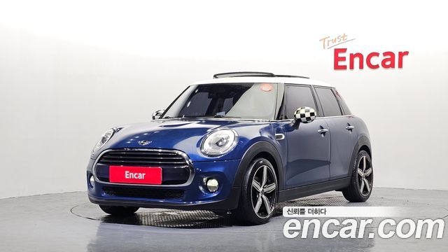 Mini Cooper 5Door Mid 3rd — пробег 122 378 км — фото 1 из 5