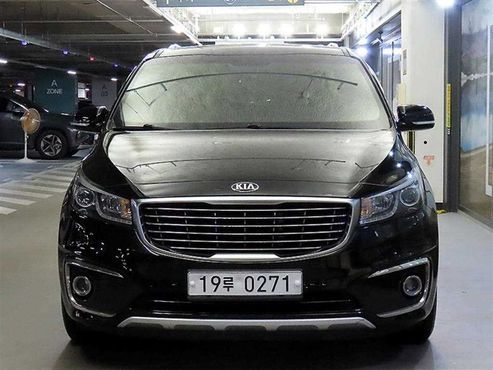 Kia Carnival 7-seater Limousine VIP — пробег 162 874 км — фото 2 из 5