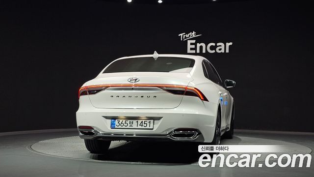 Hyundai Grandeur из Кореи Encar