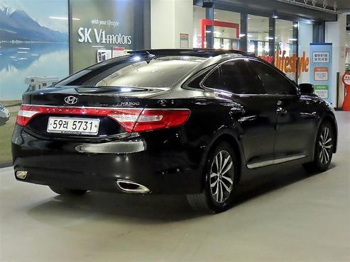 Hyundai Grandeur HG240 Luxury — пробег 106 548 км — фото 4 из 5