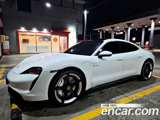 Porsche Taycan 4S — пробег 94 000 км — фото 4 из 5