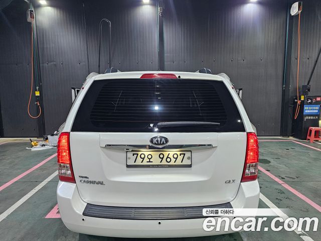 Kia Carnival Grand Carnival GLX Premium — пробег 282 000 км — фото 4 из 5