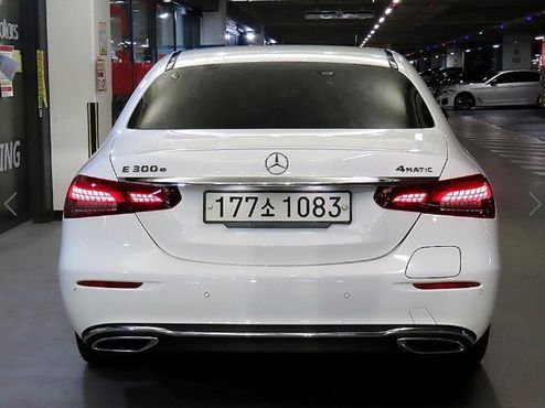 Mercedes-Benz E-Class E300e 4MATIC Exclusive — пробег 37 018 км — фото 5 из 5