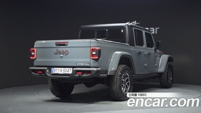Jeep Gladiator 3.6 Rubicon — пробег 8 877 км — фото 2 из 5