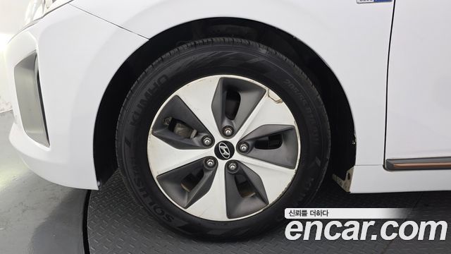 Hyundai Ioniq из Кореи Encar