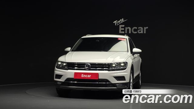 Volkswagen Tiguan 2.0 TDI Premium — пробег 103 131 км — фото 3 из 5