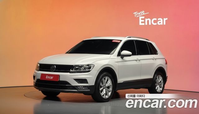 Volkswagen Tiguan 2.0 TDI Premium — пробег 103 131 км — фото 1 из 5