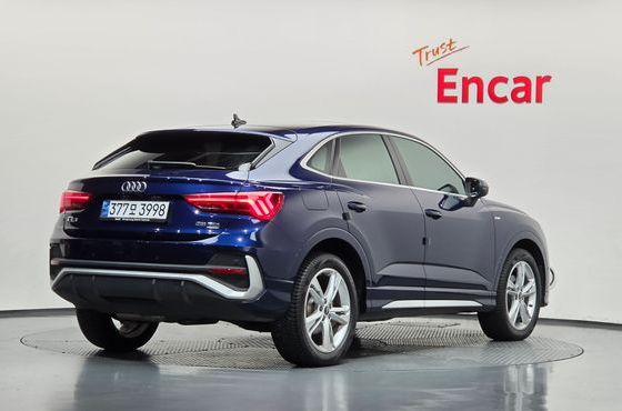 Audi Q3 35 TDI Premium Sportback — пробег 48 798 км — фото 2 из 5