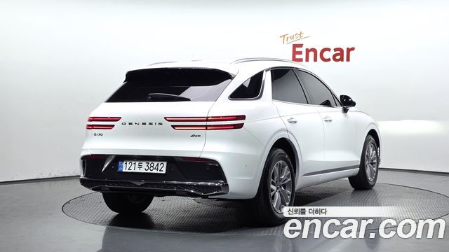 Genesis GV70 2.5T Gasoline AWD — пробег 6 679 км — фото 2 из 5
