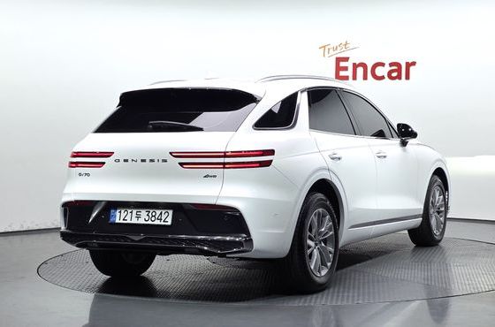 Genesis GV70 2.5T Gasoline AWD — пробег 6 679 км — фото 2 из 5