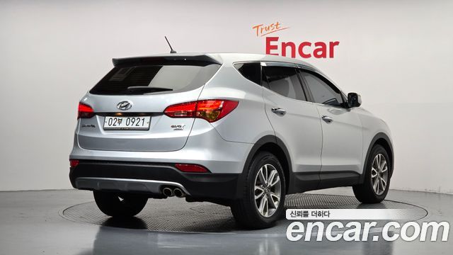 Hyundai Santafe Diesel(e-VGT) 2.0 4WD Exclusive — пробег 139 417 км — фото 2 из 5