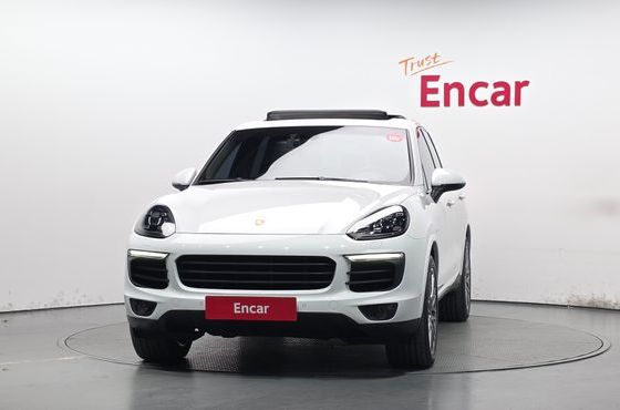 Porsche Cayenne 3.0 Diesel Platium Edition 958 — пробег 103 371 км — фото 3 из 5