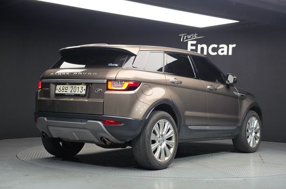 Land Rover Range Rover Evoque 2.0 TD4 HSE — пробег 131 413 км — фото 2 из 5