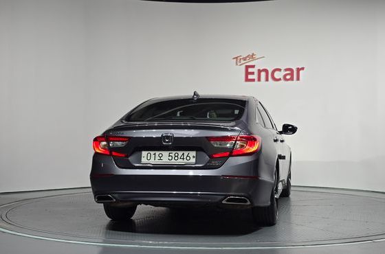 Honda Accord 2.0 Turbo Sport — пробег 96 951 км — фото 4 из 5