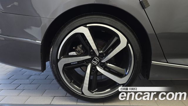 Honda Accord 2.0 Turbo Sport — пробег 96 951 км — фото 5 из 5