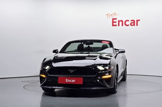 Ford Mustang Convertible — пробег 83 461 км — фото 3 из 5