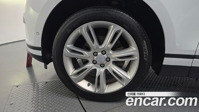 Land Rover Range Rover Velar из Кореи Encar